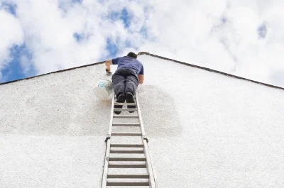 Peinture extérieure à Issirac — façades et ravalement